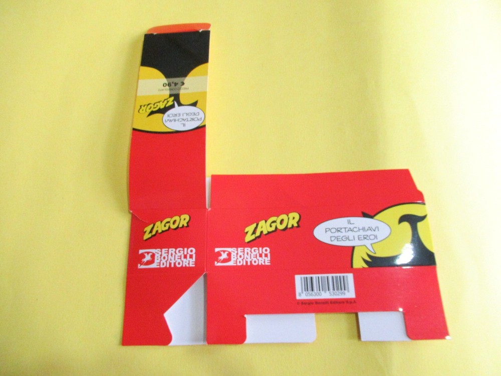 ZAGOR EMPTY CARDBOARD BOX BOX GADGET THE KEYCHAIN HEROES BONELLI rare!!