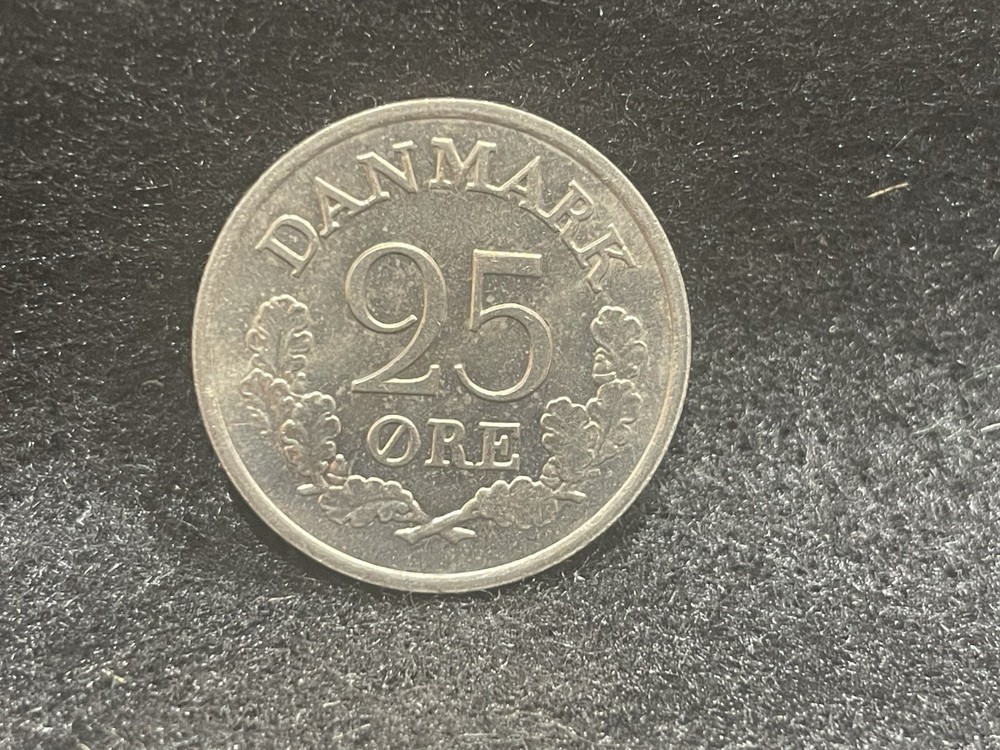 DENMARK 1962 25 ORE UNCIRCULATED