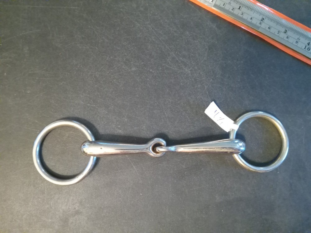 loose ring snaffle bit 4 3/4 in mouth