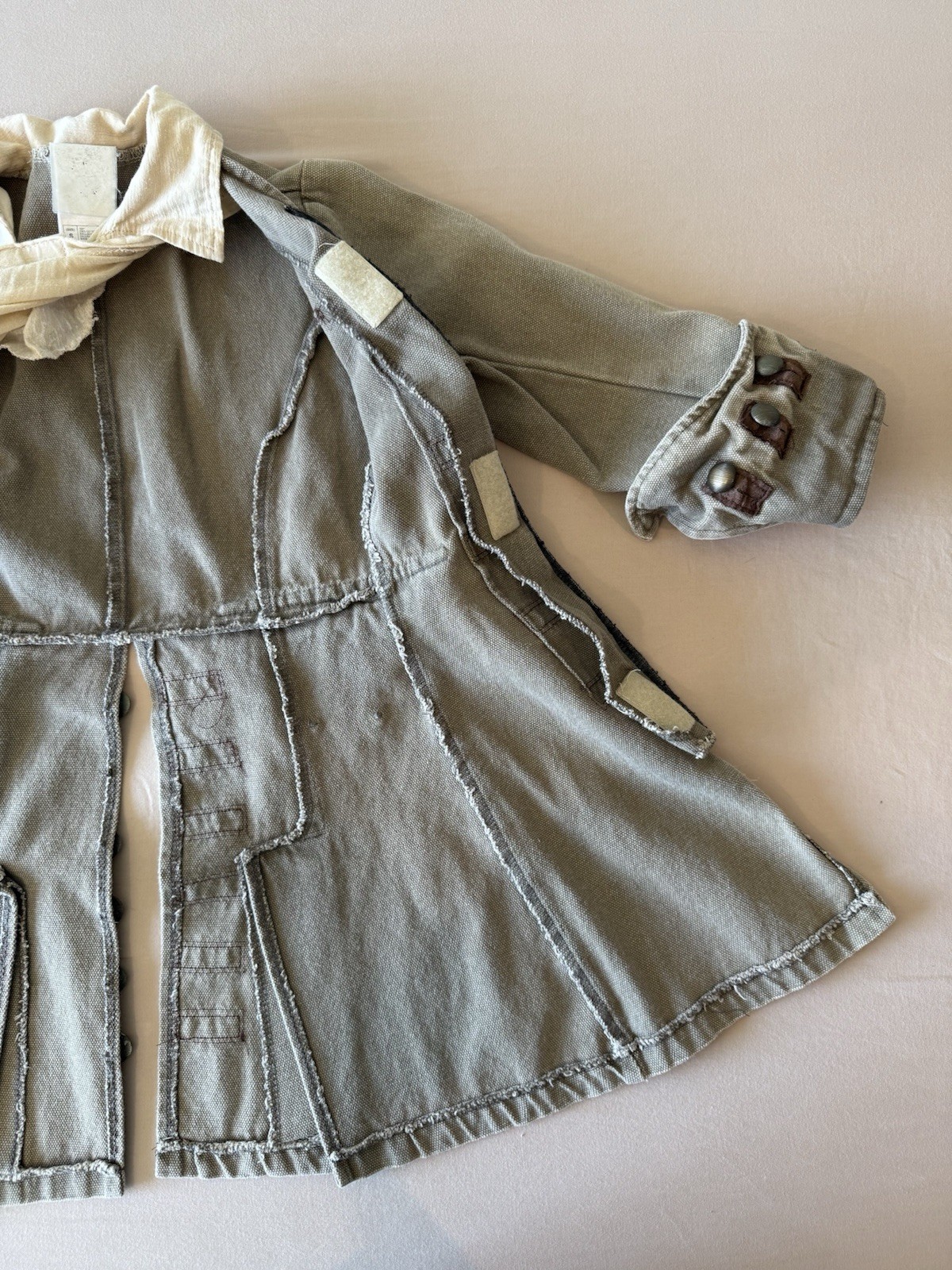 Disney Captain Jack Sparrow Deluxe Jacket Only, Costume kids SZ S 100% Cotton