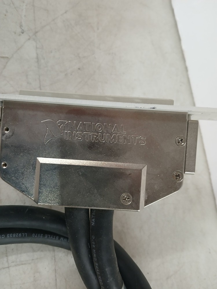 National Instruments 183228C 01 Cable Laboratory Equipment