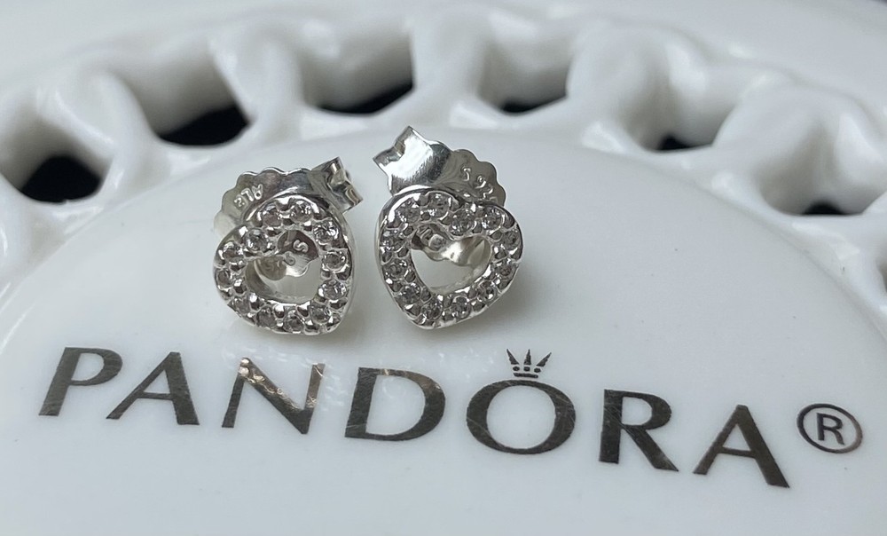 Authentic Pandora Open Heart Stud Earrings #290528CZ