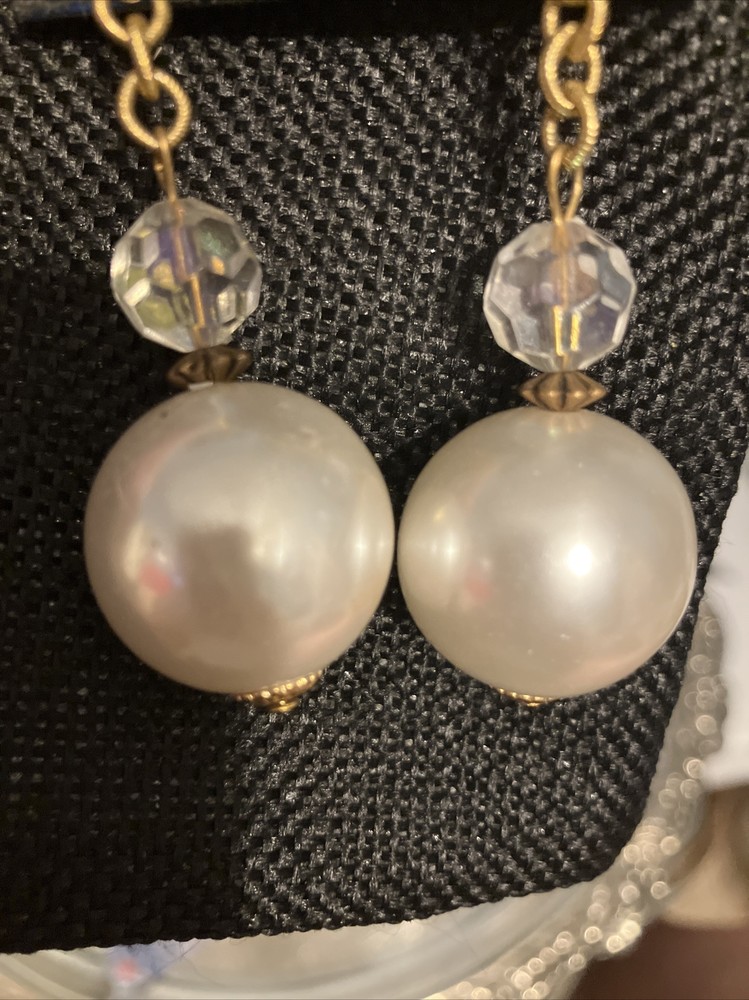 80s Flashback Ups & Downs Dangle Goldtone Earrings 3” With Large Pearl