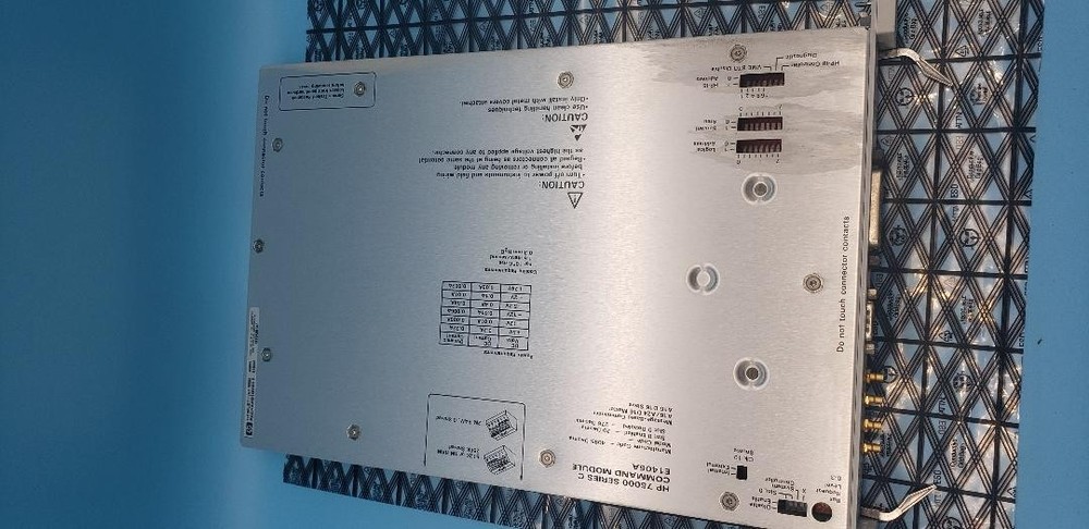 HP / Agilent 75000 Series C Command Module E1406A