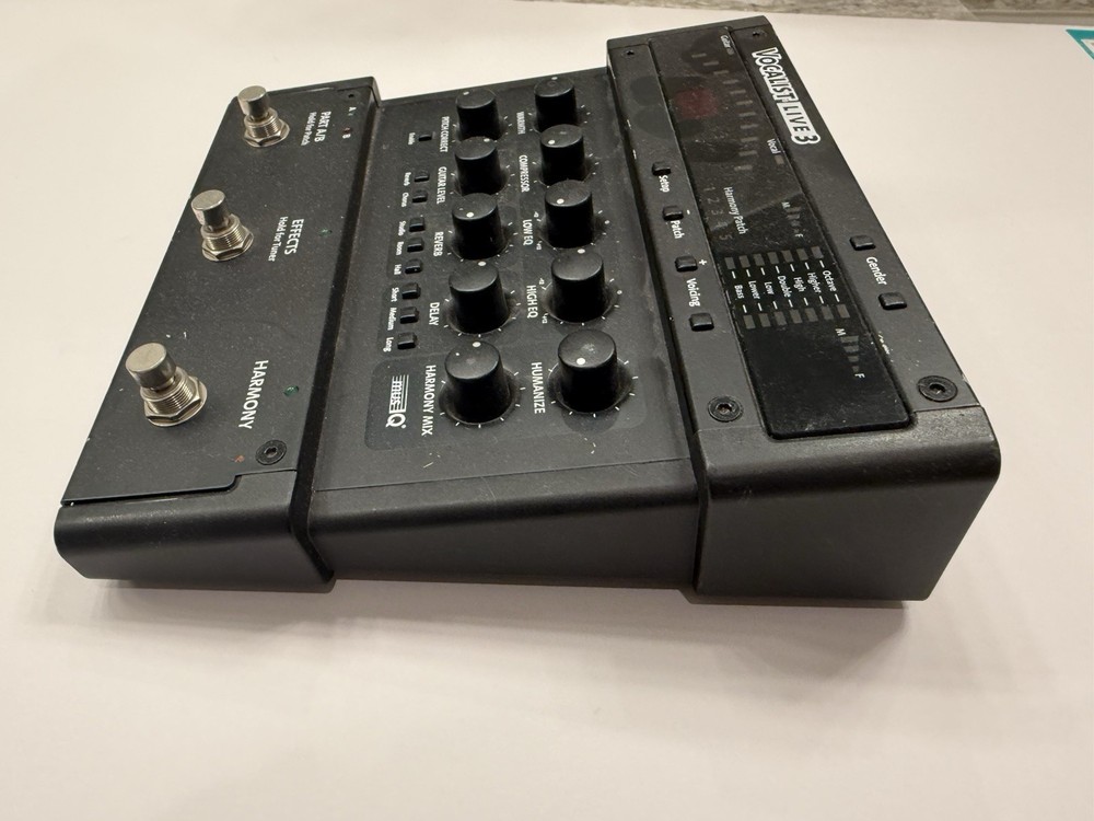 Digitech Vocalist Live 3 Vocal Multi Effects Processor Pedal + Power Supply