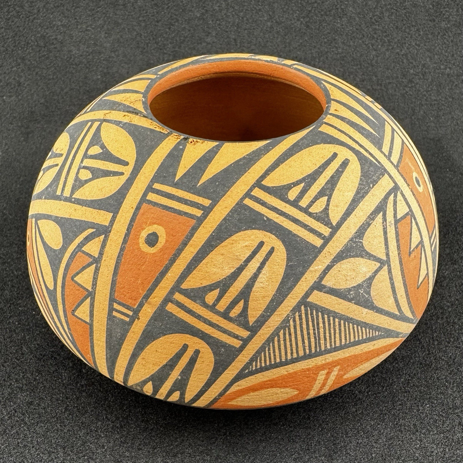 Native American Jemez Pueblo Pottery Olla Signed Jemez Polychrome Jar