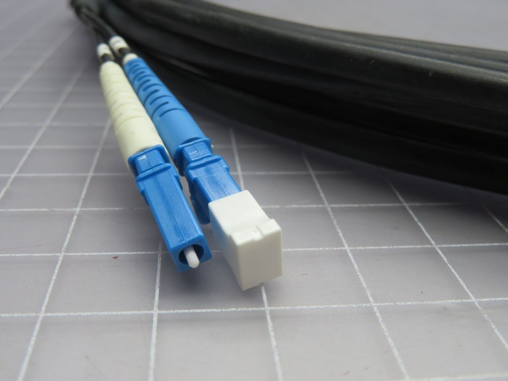 COMMSCOPE DFJ-2S320-10M FIBER OPTICAL CABLE T267041