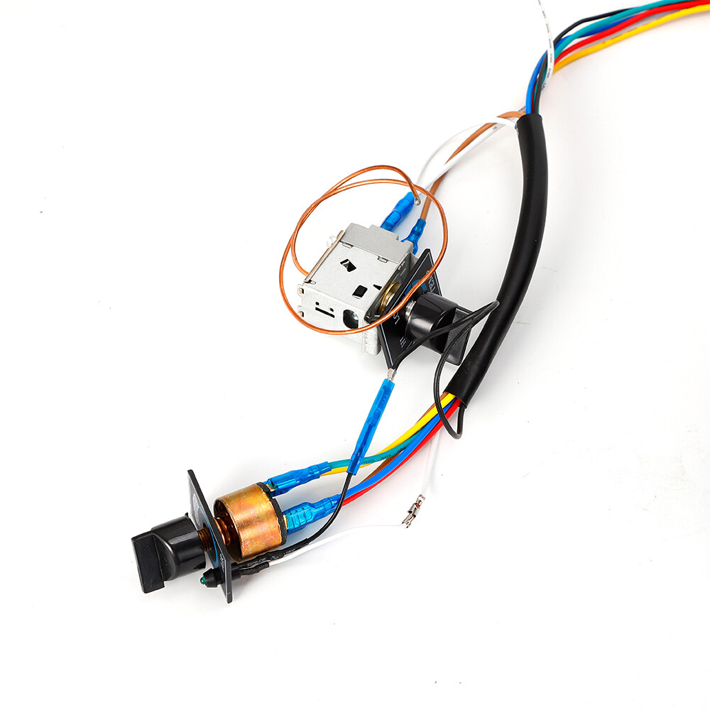 Universal Under Dash Automotive & Truck AC A/C Evaporator 4 Ports 12V Heat+Cool