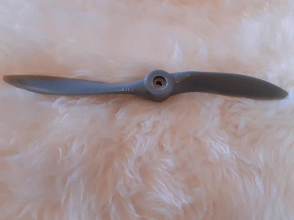 APC C-2 PROPELLER NEW! 10 X 7