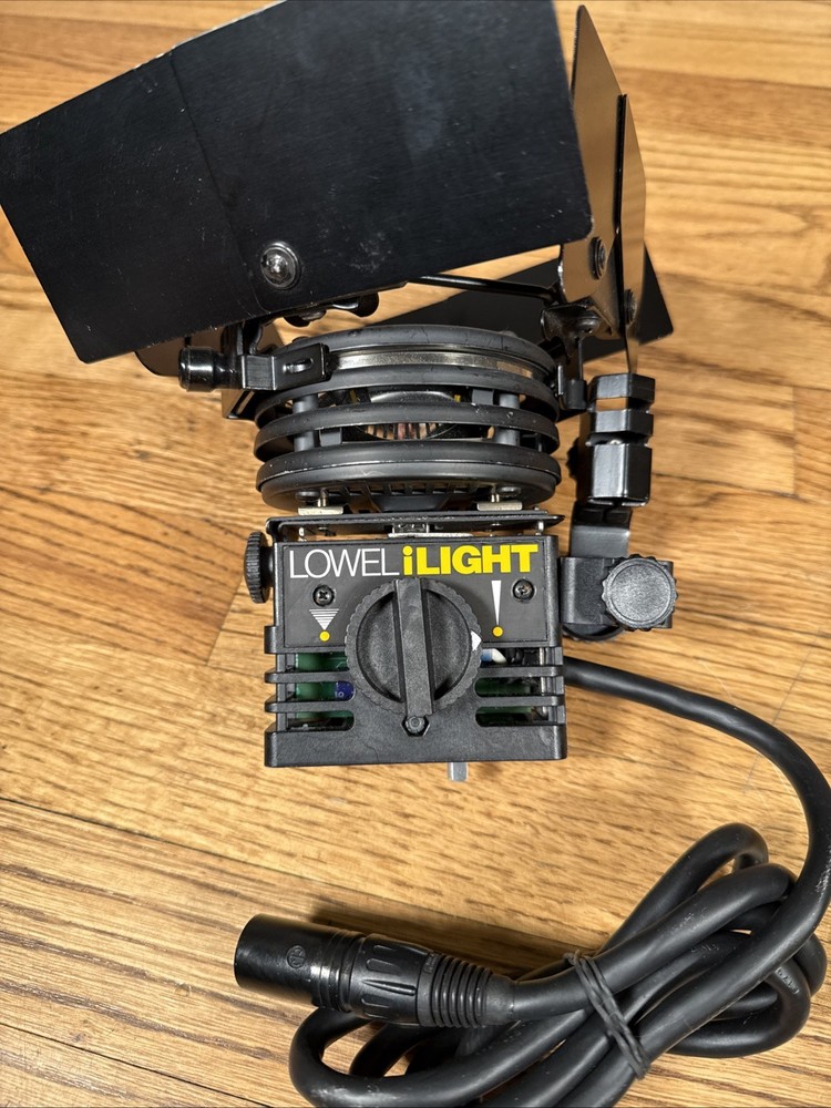 Lowel iLight 100 Watt Studio Light i-Light