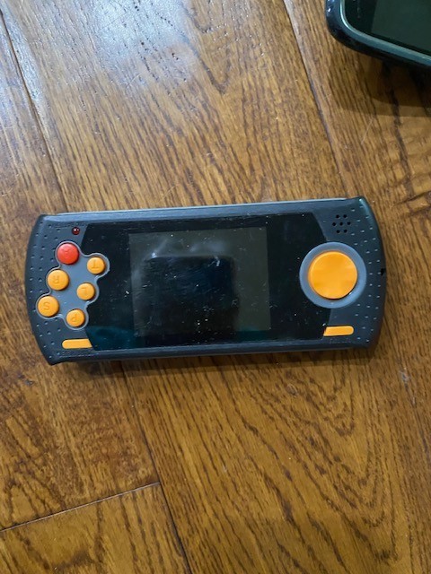 Vintage Mixed Bundle of Electronics...ALL UNTESTED