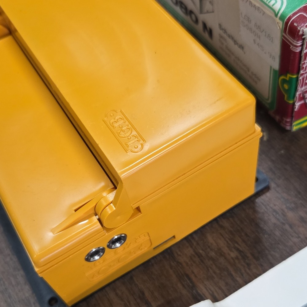 LGB 5080N Switch Control Box Yellow Plastic