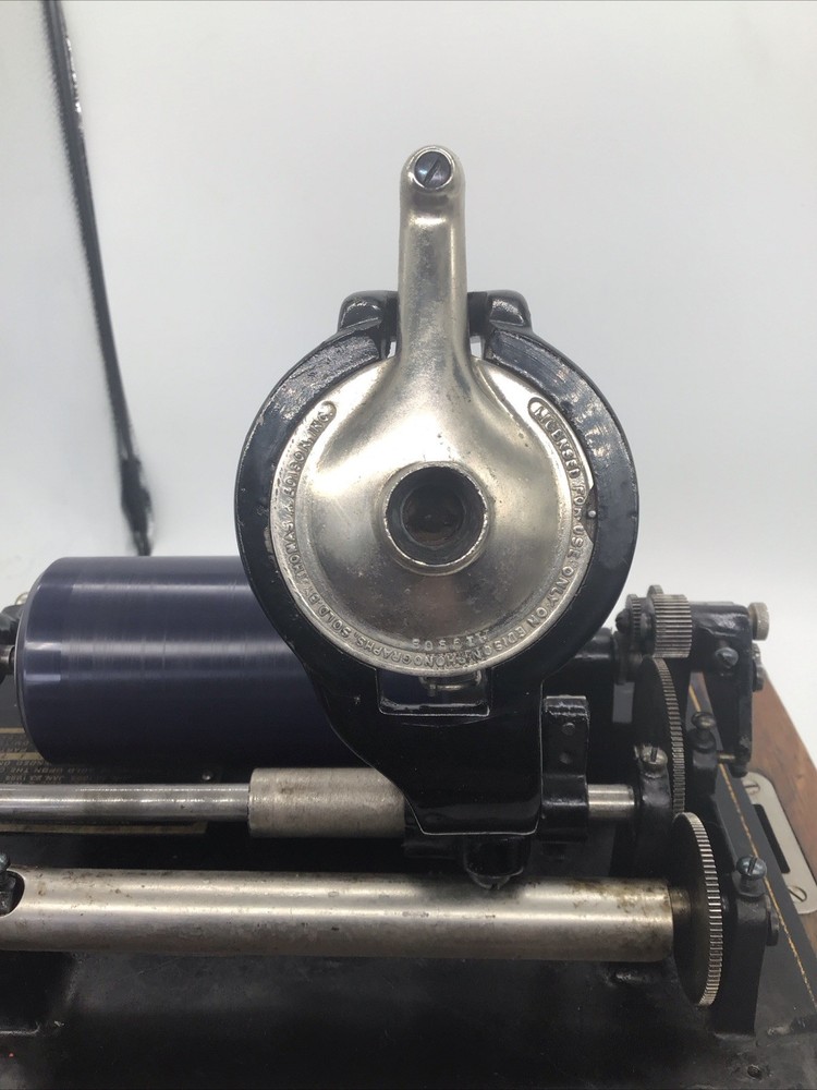 Edison Standard Phonograph Model A cylinder player
