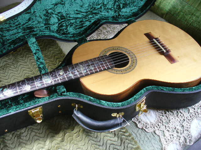 Classical Guitar, R.G. Noyes