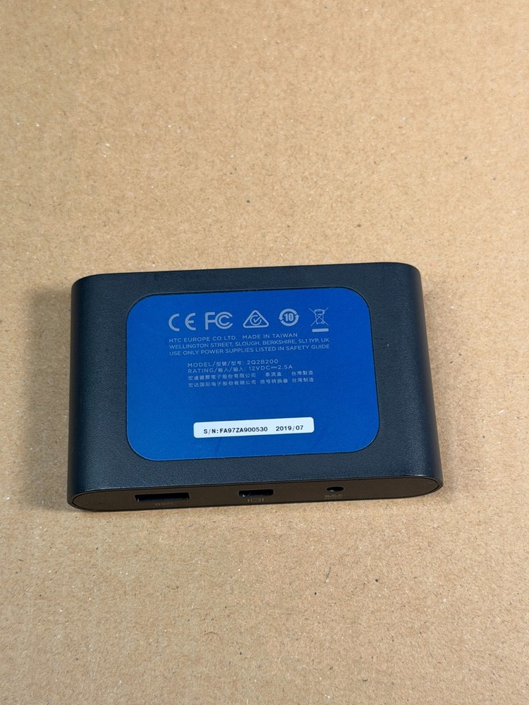 HTC 2Q2B200 PC Link Box - No Adapter Ships Fast!!!