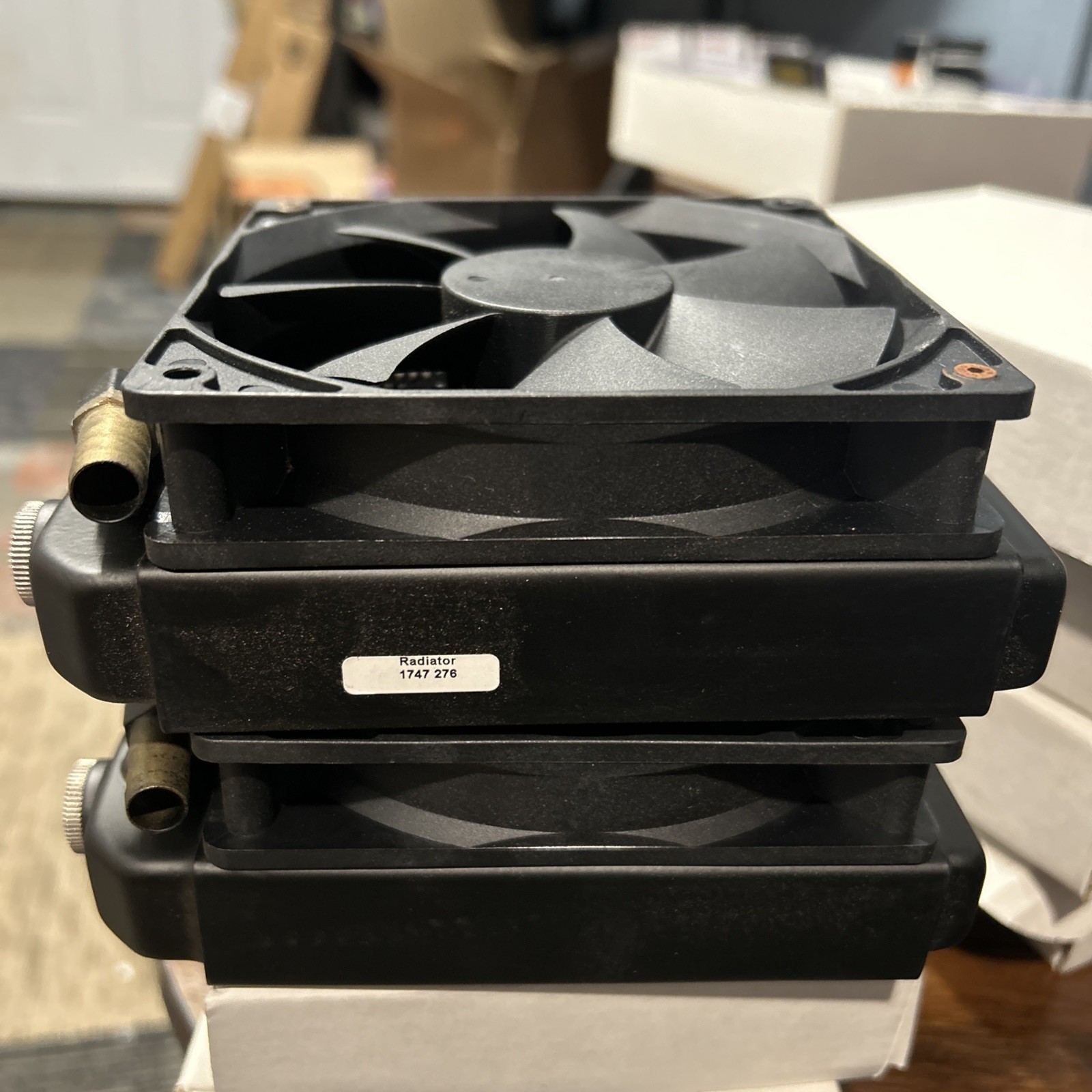 Compact 8 Pipe Aluminum Water Cooling Radiator w/ High Speed Fan Black 1747276