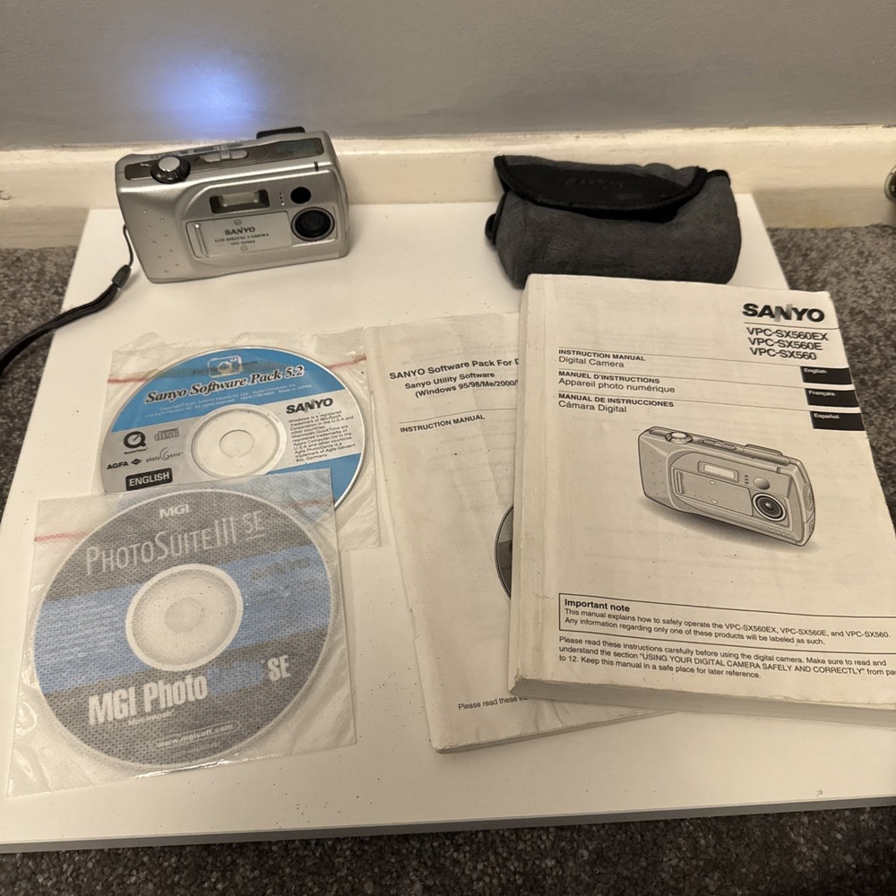 Sanyo VPC-560ex Digital Camera