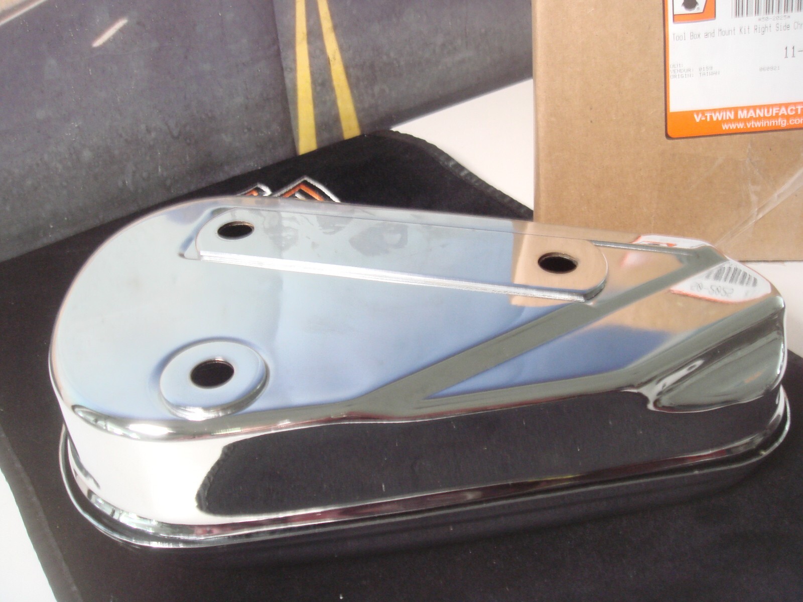 Harley Tool Box FXDWG W/ Mount Kit FXD Right RH Chrome 2006-17 V-Twin 50-2025 X5