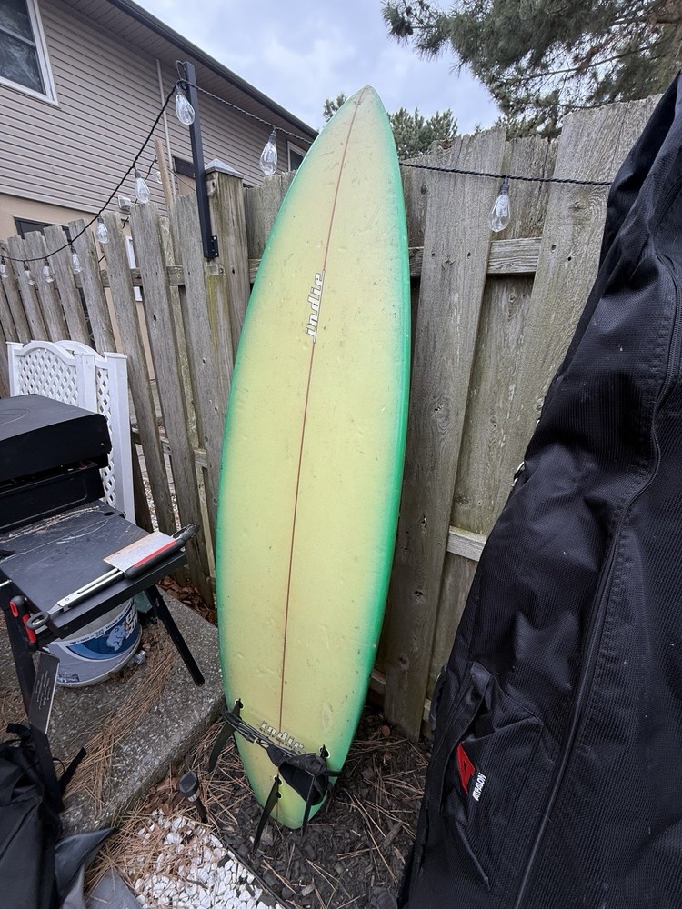 6’ 6” Surfboard