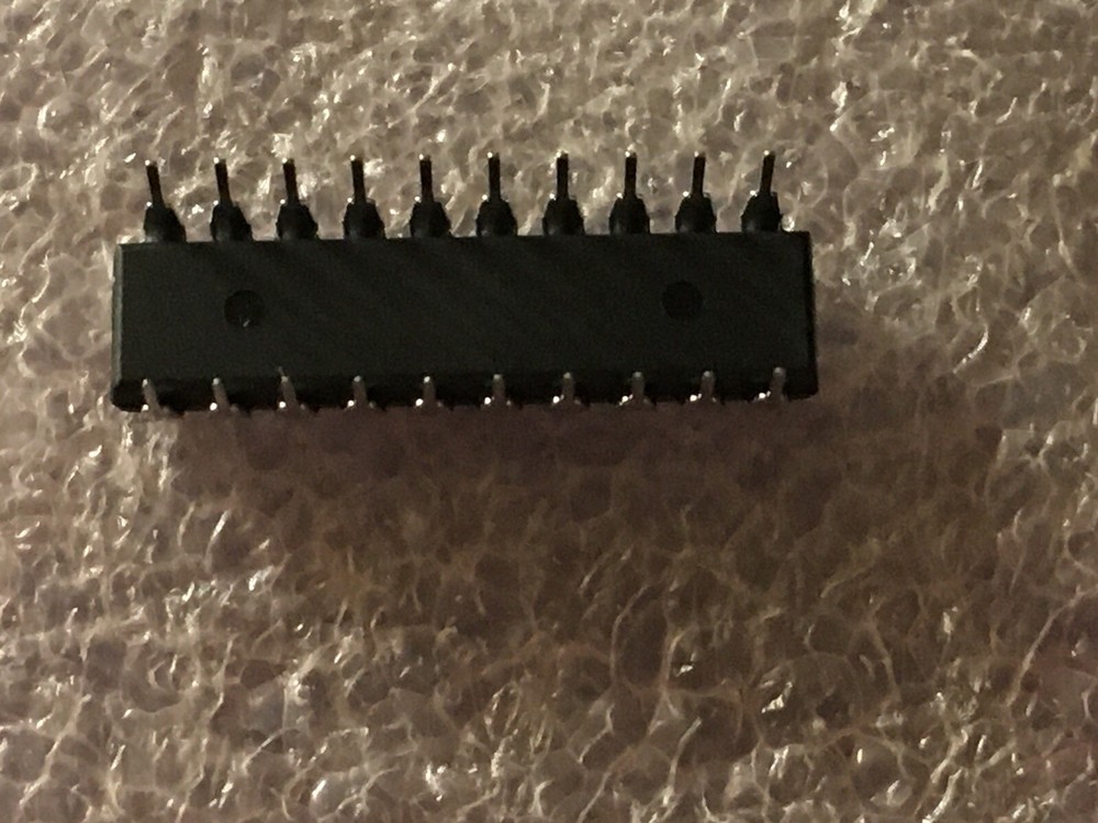 74F540N IC BUFFER/DRIVER SINGLE 8-BIT PLASTIC DIP 20-PIN (1 PER LOT)