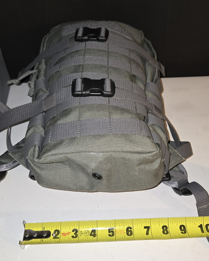 Tasmanian Tiger Essential Pack MKII Green Molle System Patch Holder Hand Loop