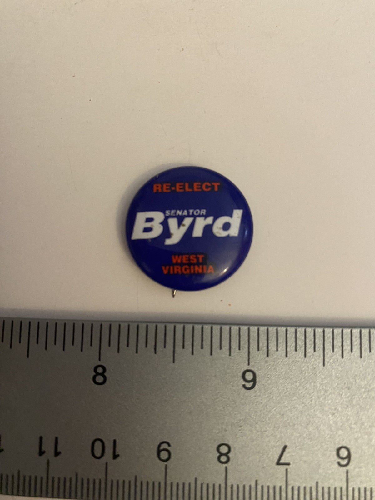 Re-Elect Senator Byrd West Virginia Political Pin Back Button P31