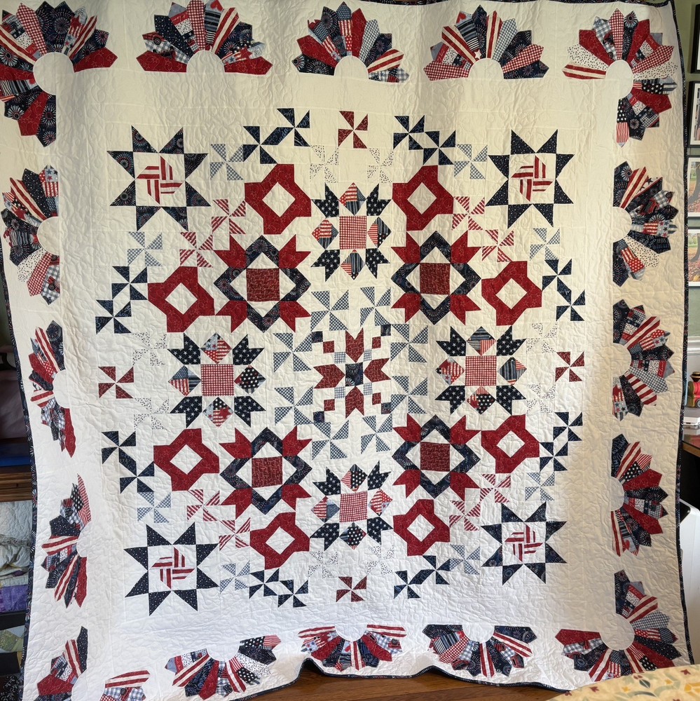 Handmade Queen size firework finale pattern quilt