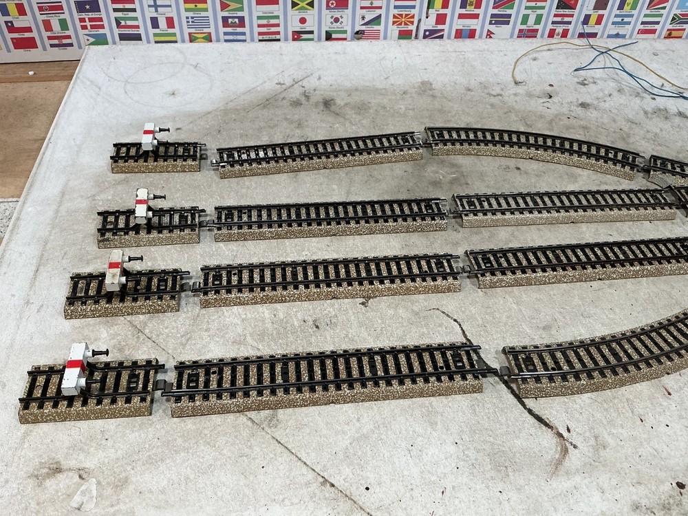 Marklin M Track - SET H0 scale End Station Loading Area