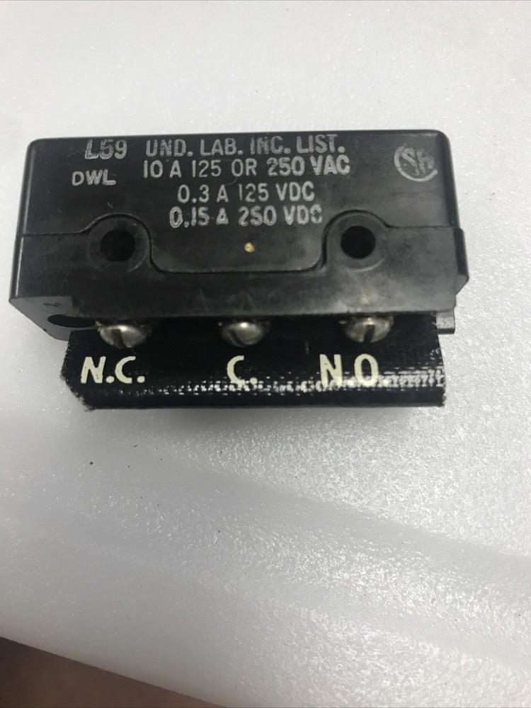 Micro D7-2R-A7 MS25008-1 Basic Switch Honeywell