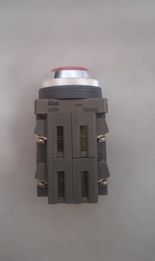 IDEC ABN 11610N Non-Illuminated Push Button Switch