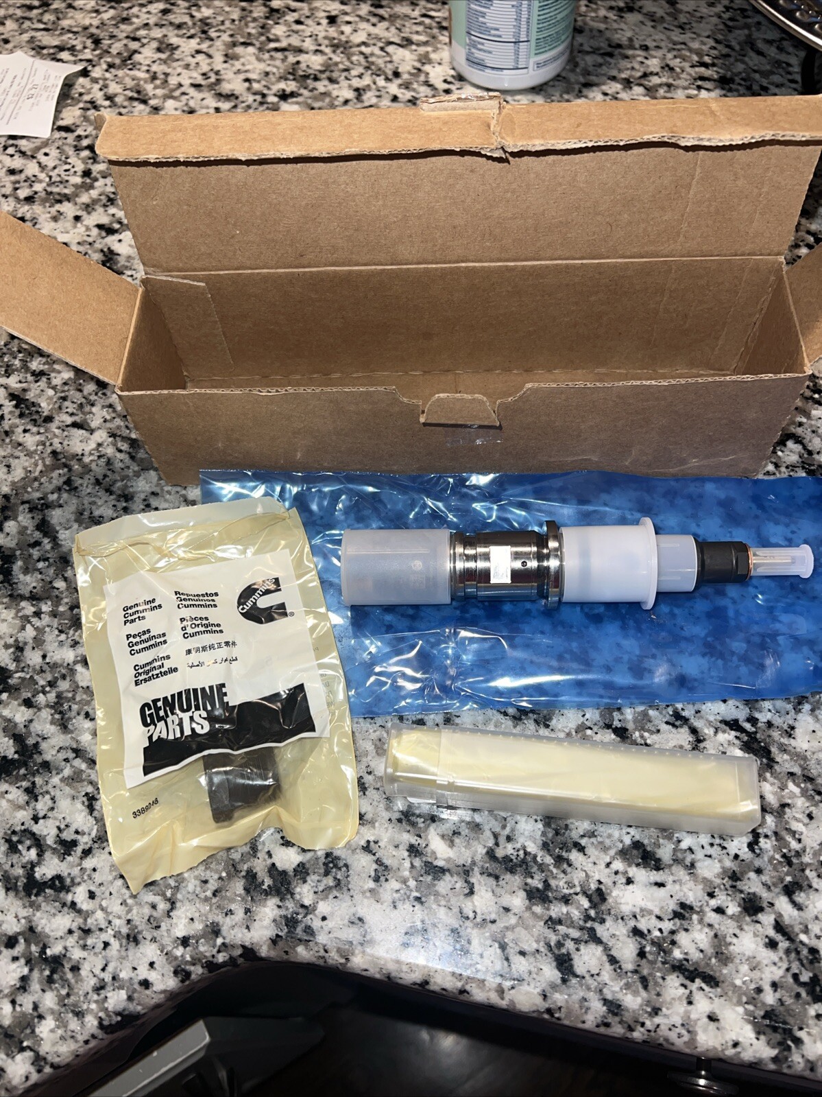 CUMMINS KIT,INJECTOR 5579332 New In The Box !