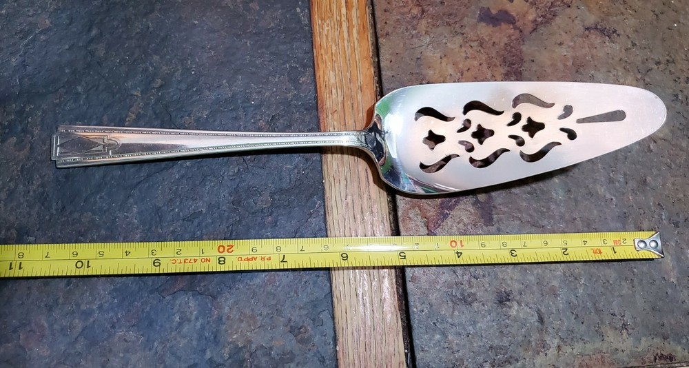 NSC ART DECO PATTERN SEVENTEEN SILVERPLATED PIE🥧 PASTRY & CAKE 🍰 SERVER