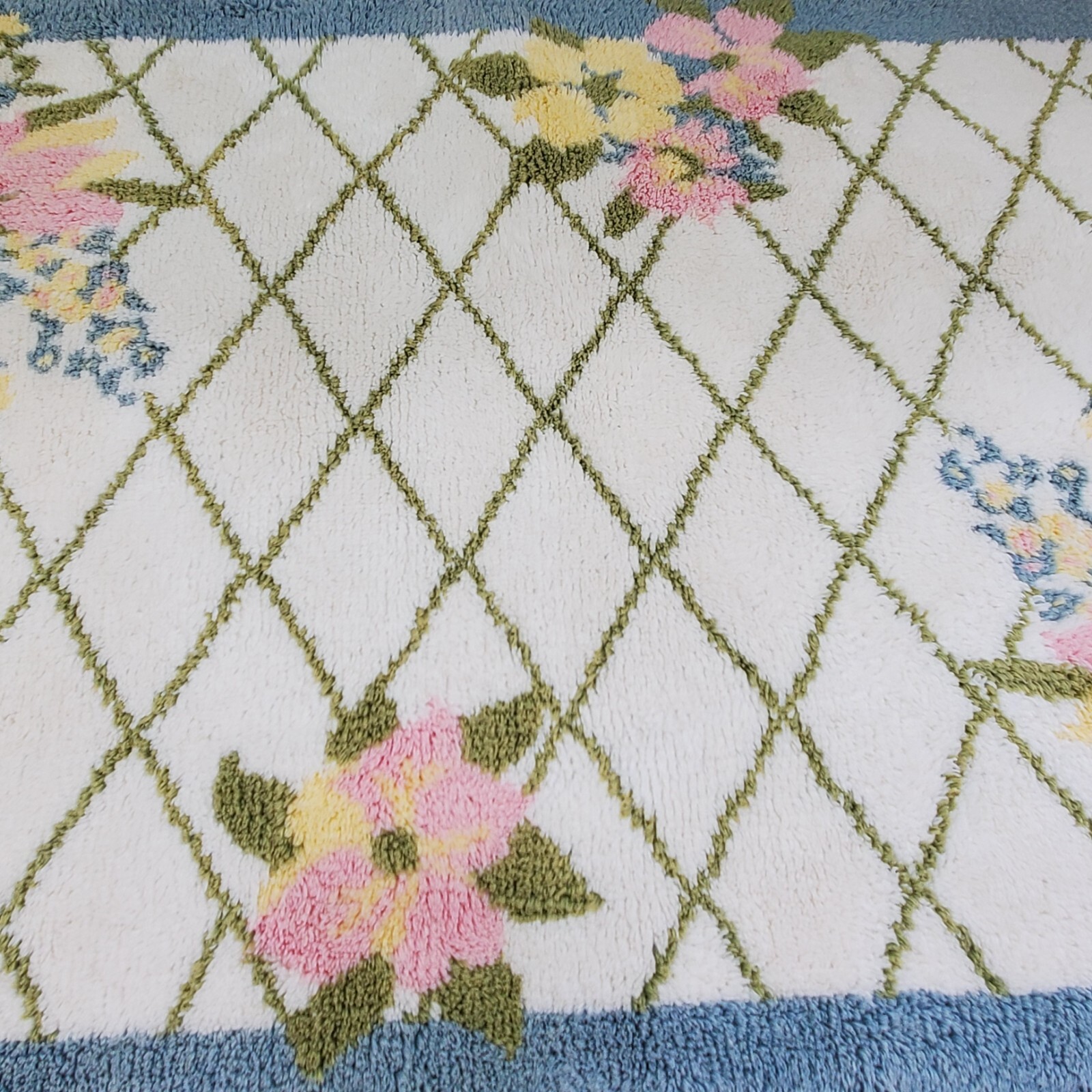 Longaberger Bath Mat Rug Pastel Trellis Pattern Blue Pink Cream White 18.5"x31"