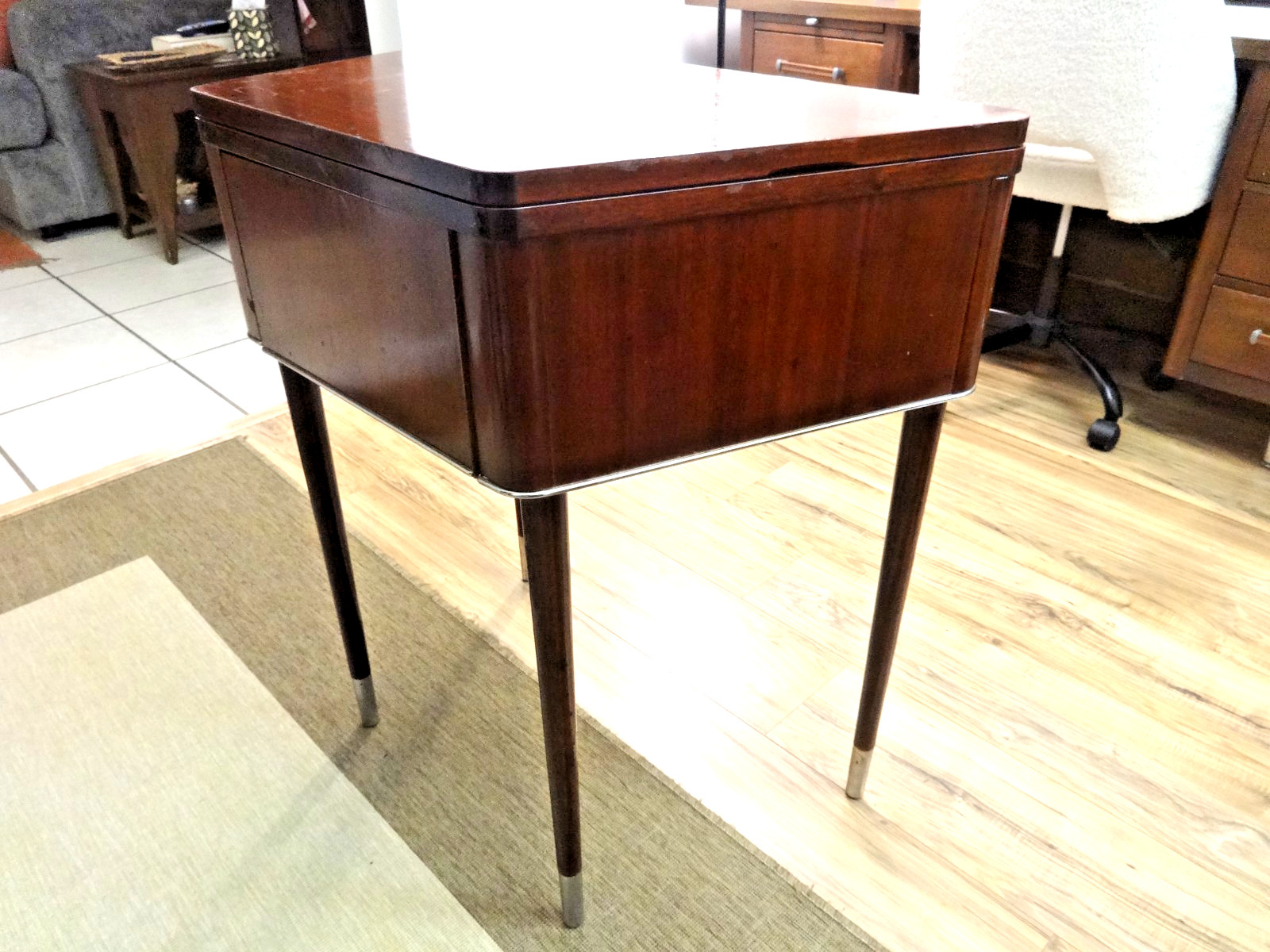 RARE Singer 74 Trapezoid Spinet Sewing Machine Cabinet - 301, 400 & 500 Series