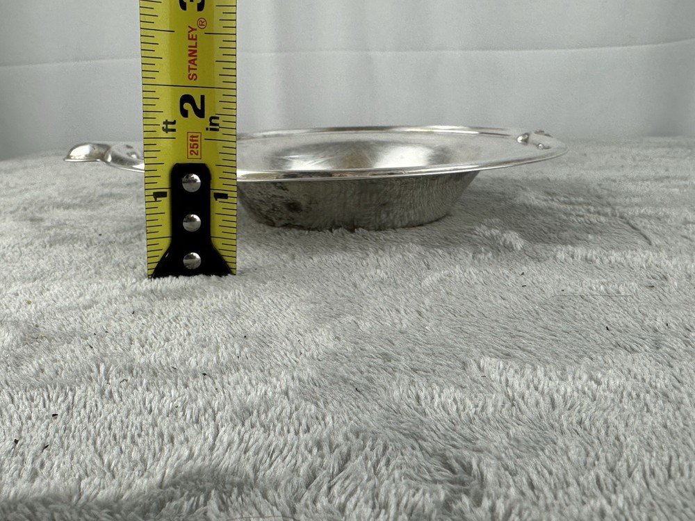 Antique WM Rogers #948 nut bowl candy bon bon silver plated 6”