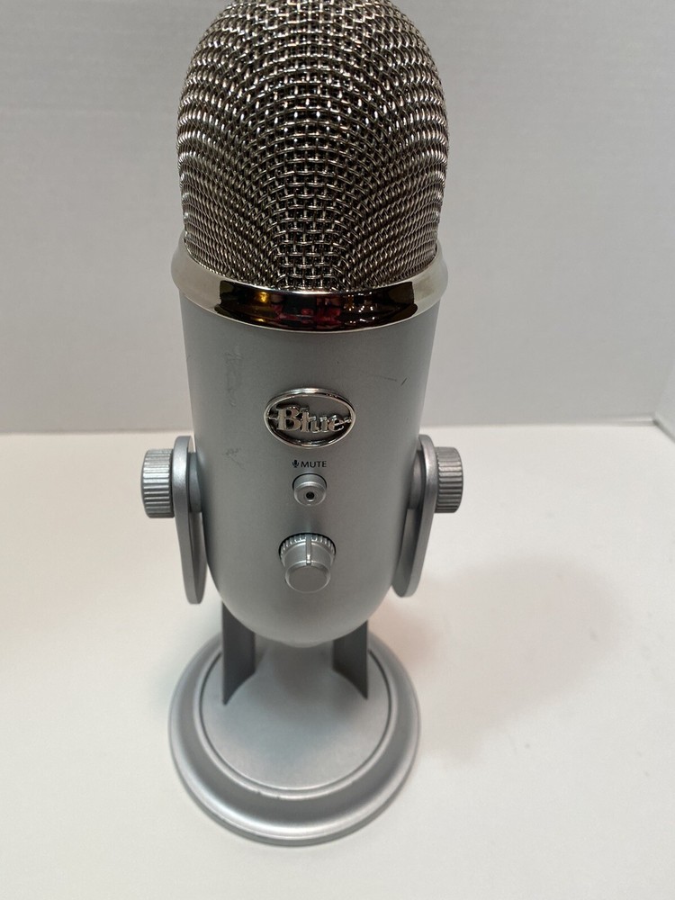 Blue Yeti USB Microphone [ Pre - Owned ] Tested and Working