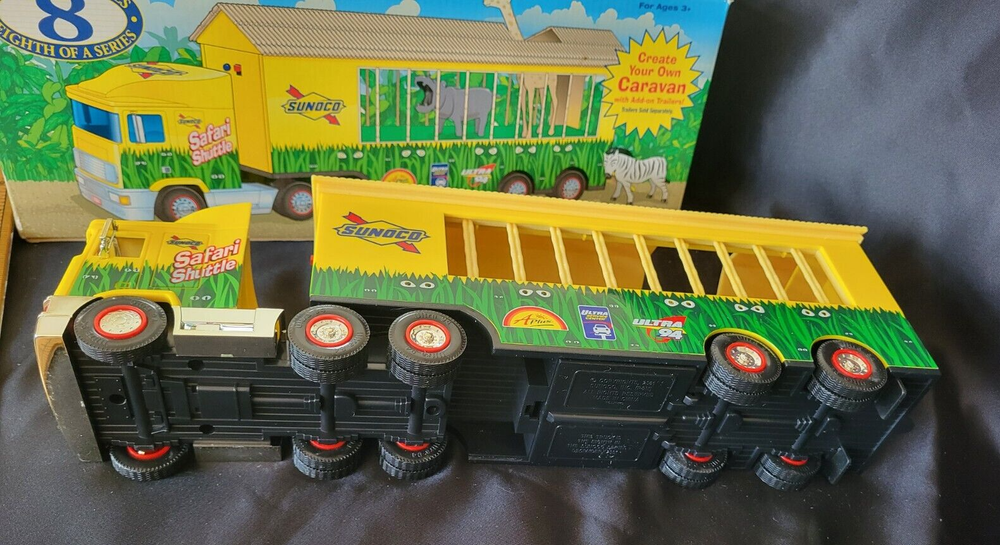 Safari Shuttle 2001 Sunoco 8th in Series With 2 Trailers