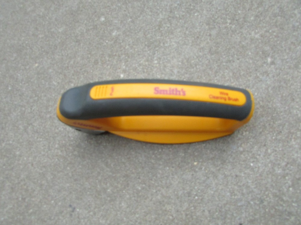 Smith's Axe Machete Hand Held Sharpener with Wire Cleaning Brush Yellow Black