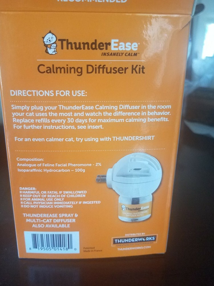 ThunderEase Cat Calming Pheromone Diffuser Kit - Reduce Scratching
