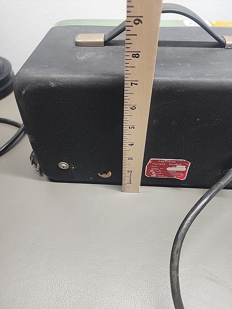 EDC VS-11N Precision DC Voltage Refrence - Electronic Development Co.