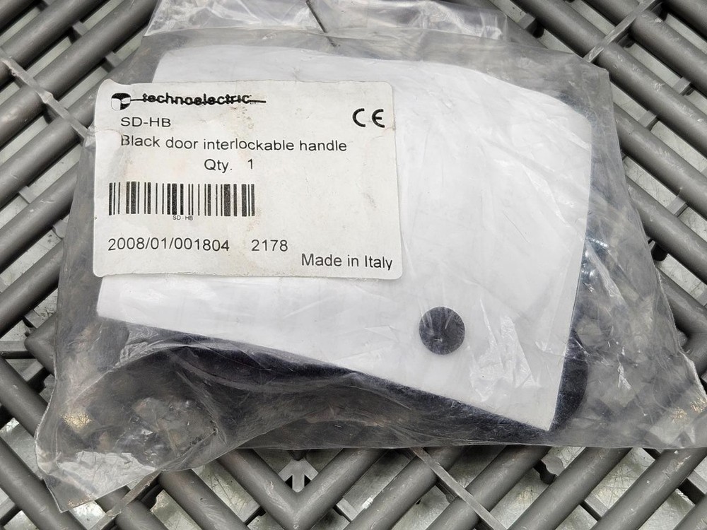 New Technoelectric SD-HB Black Door Interlockable Handle