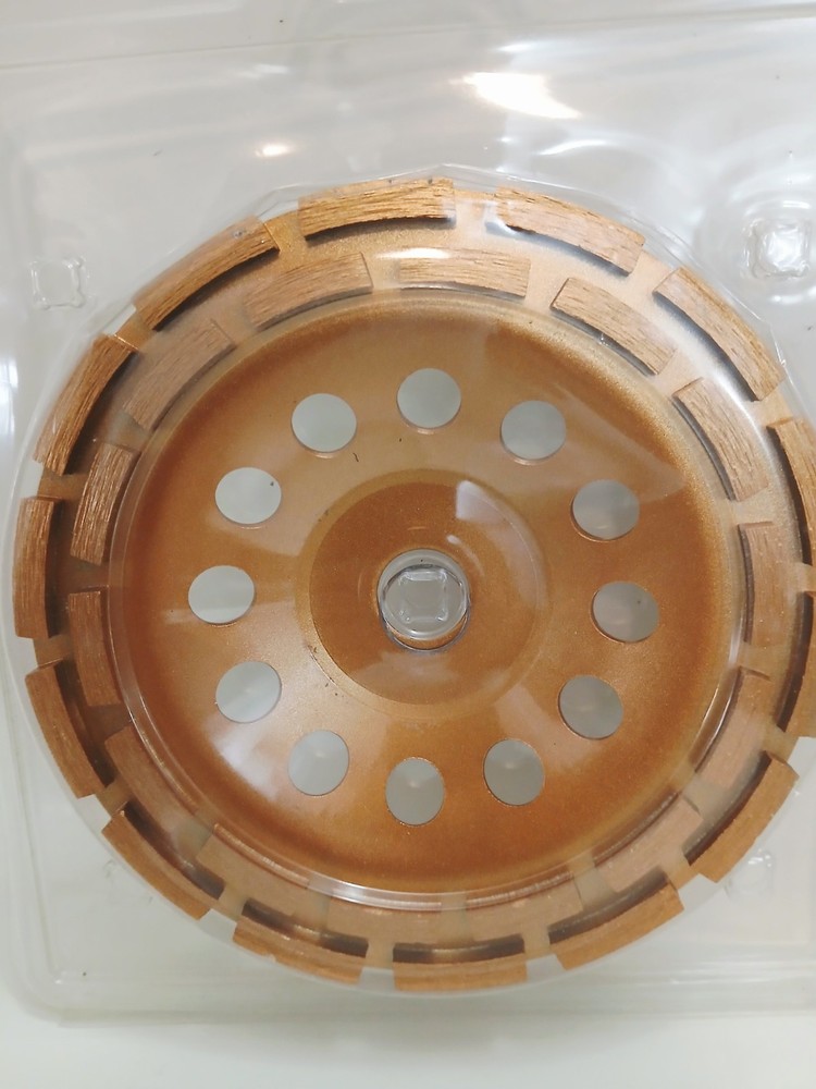 Diamond Concrete Grinding Wheel 7 inch Double Segmented Row Smooth
