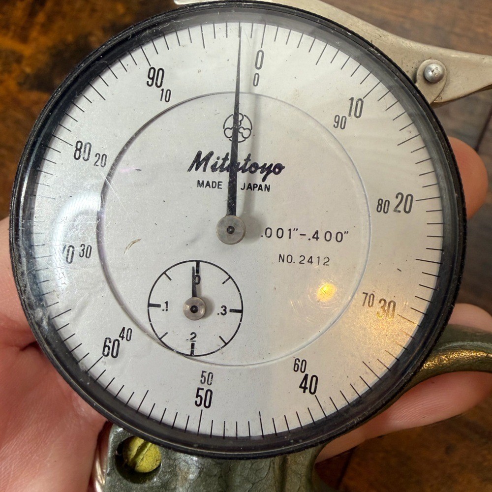 Mitutoyo 7300A Dial Thickness Gauge precision measuring tool.