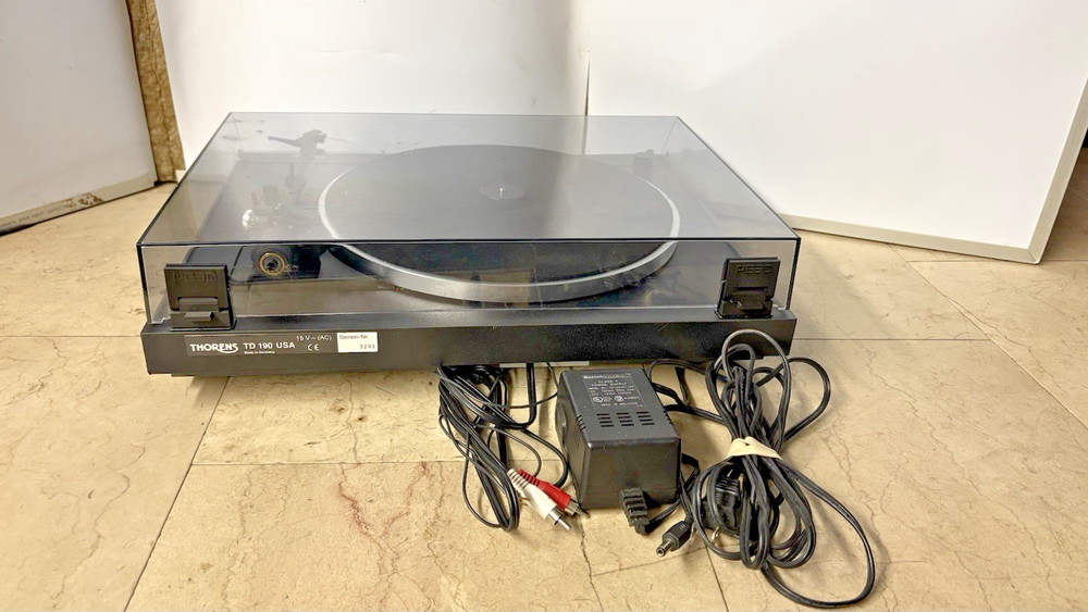 Thorens TD190 Automatic Stereo Turntable *Very Good!*