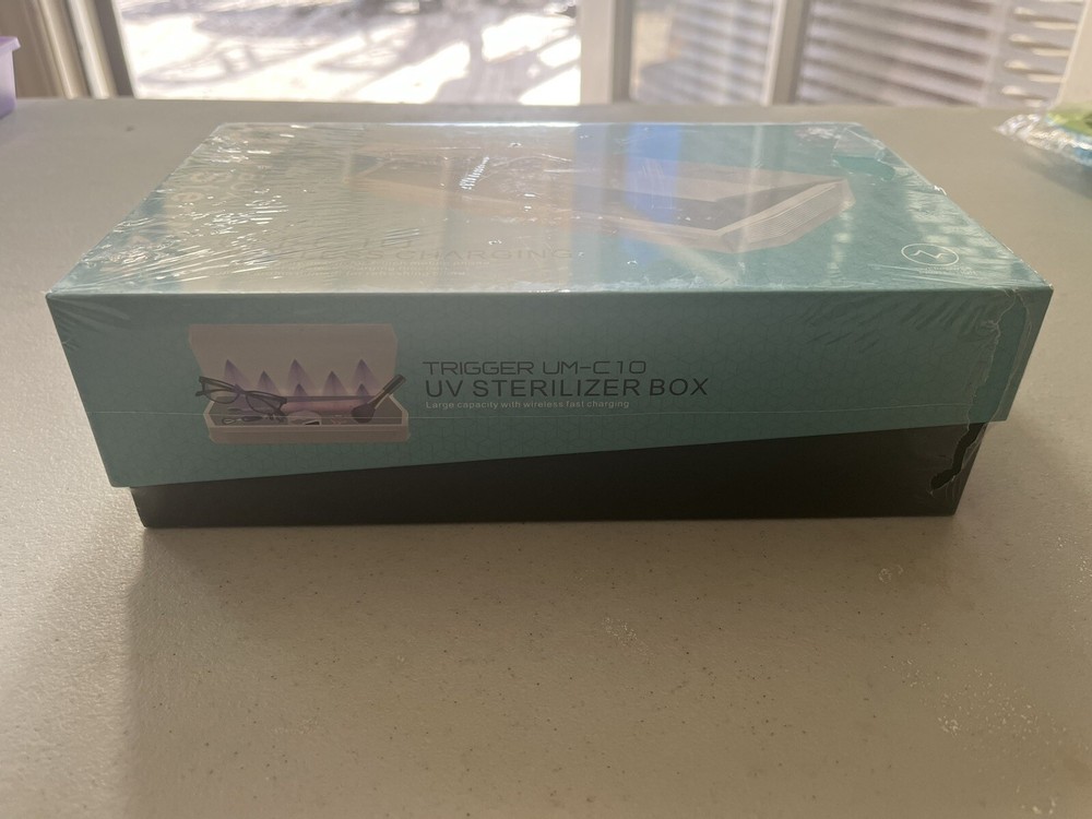 Uv Sterilizer Box With Wireless Charging/aroma Diffuser New In Package