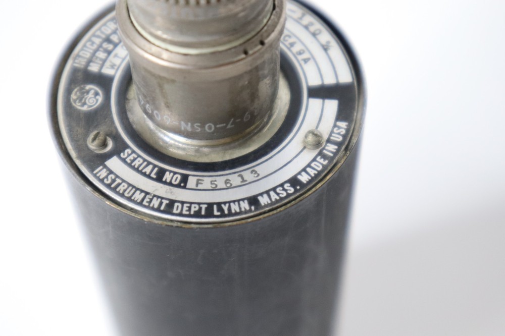 GE 8DJ81LZF2 Electrical Tachometer Indicator