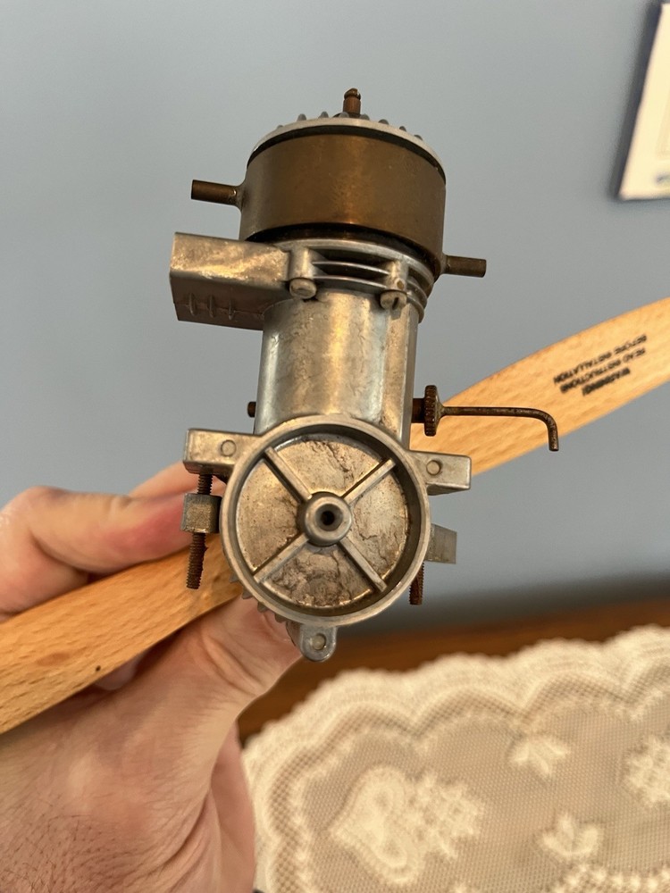 FORESTER 35 - 2 STROKE GLOW MODEL AIRPLANE ENGINE