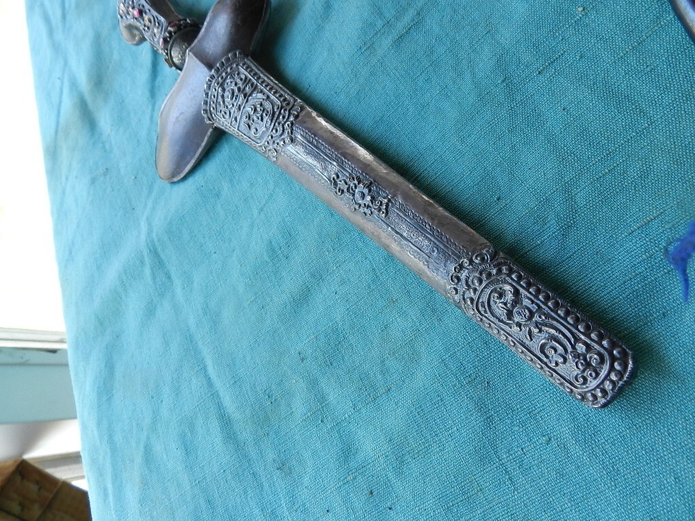Silver Presentation Jeweled Kris knife with silver scabbard