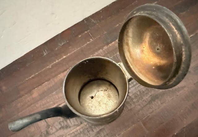 Vintage Beacon Silver Co Silver Plate Hollowware 9” Coffee Pot