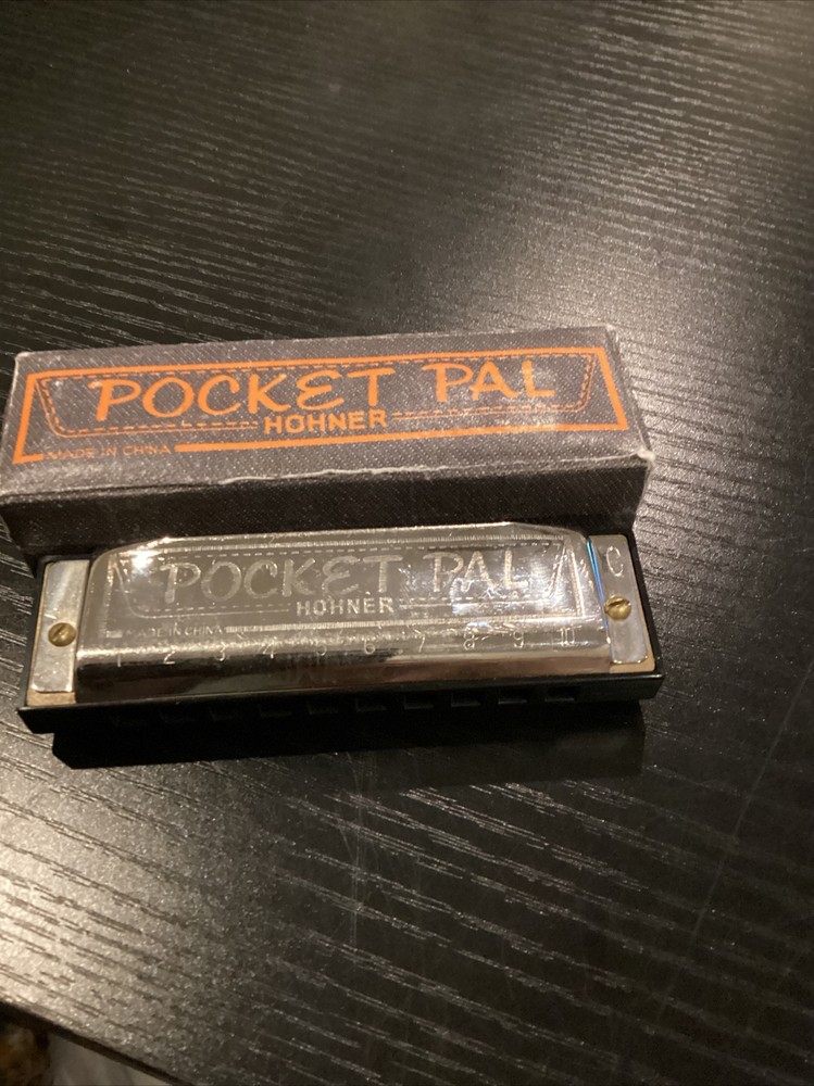 NICE HOHNER POCKET PAL HARMONICA IN BOX